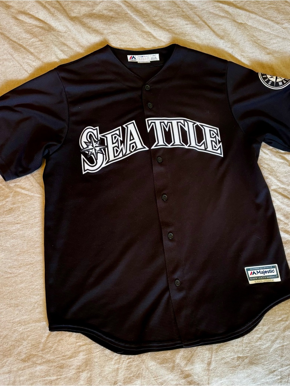 Majestic Seattle Mariner’s Black Button-Front Baseball Jersey